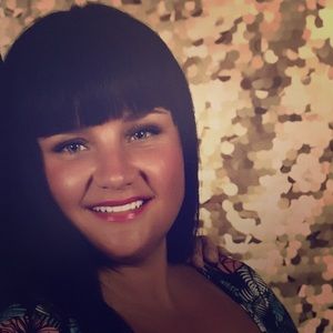 Meet your Posher, Rachele